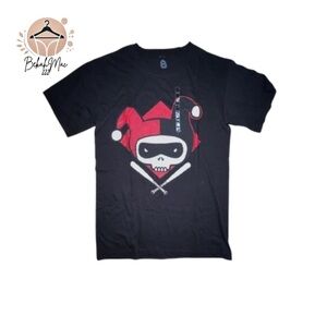DC Comics Originals Eye-catching Harley Quinn T-shirt - Small NWOT